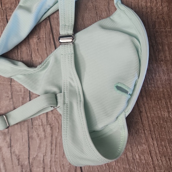 Underwire One Shoulder Bikini High Cut Swimsuit - Picture 9 of 10